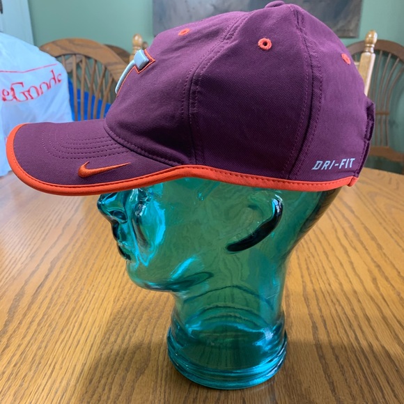 Nike Virginia Tech Hokies ball cap. - Picture 2 of 6